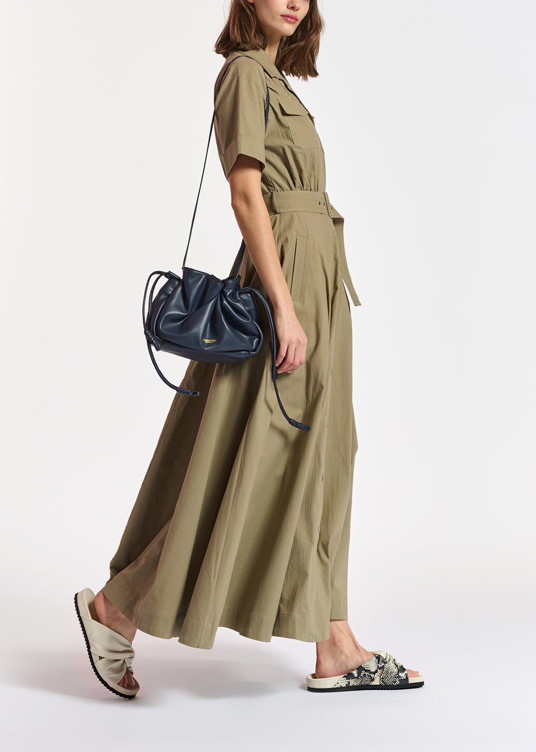 Maxi robe chemise kaki RE—SSENTIEL | Essentiel second hand