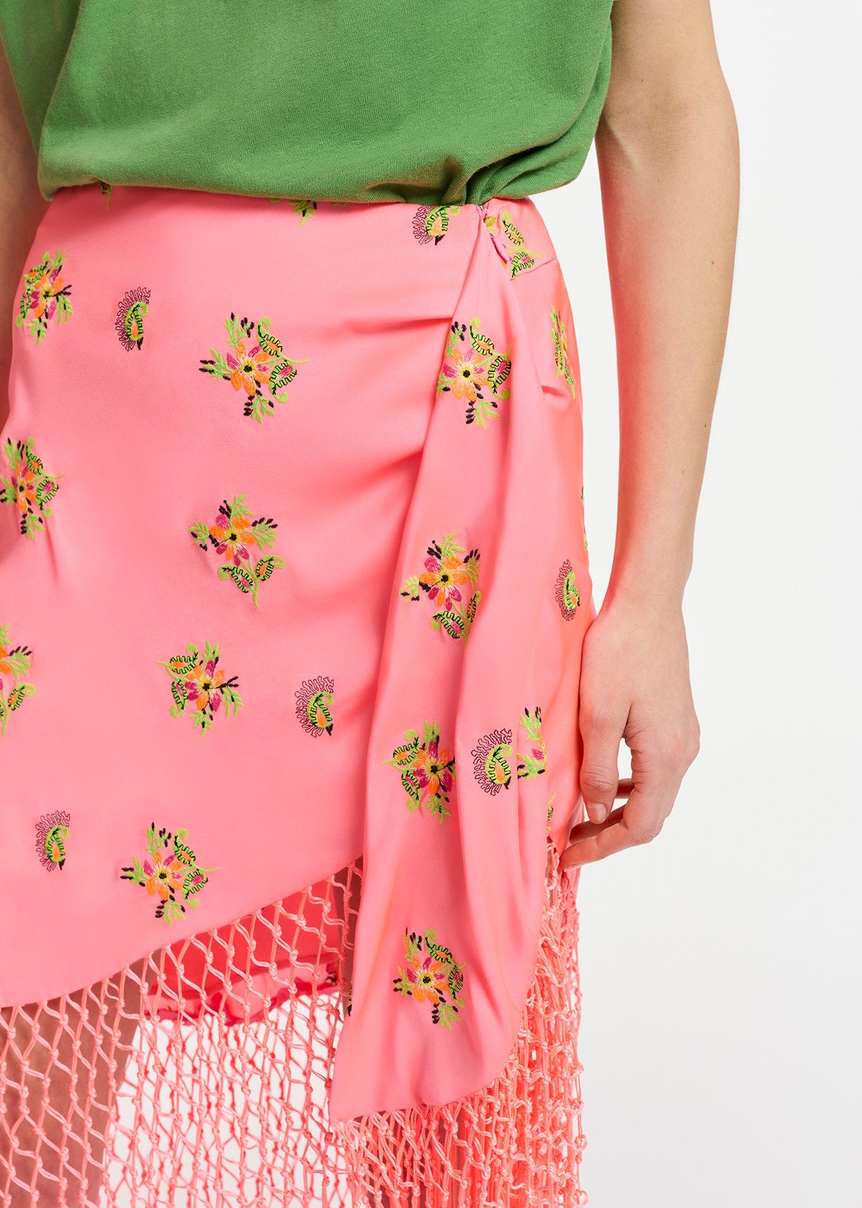 Peach embroidered front-tie mini skirt with fringes RE—SSENTIEL | Essentiel second hand