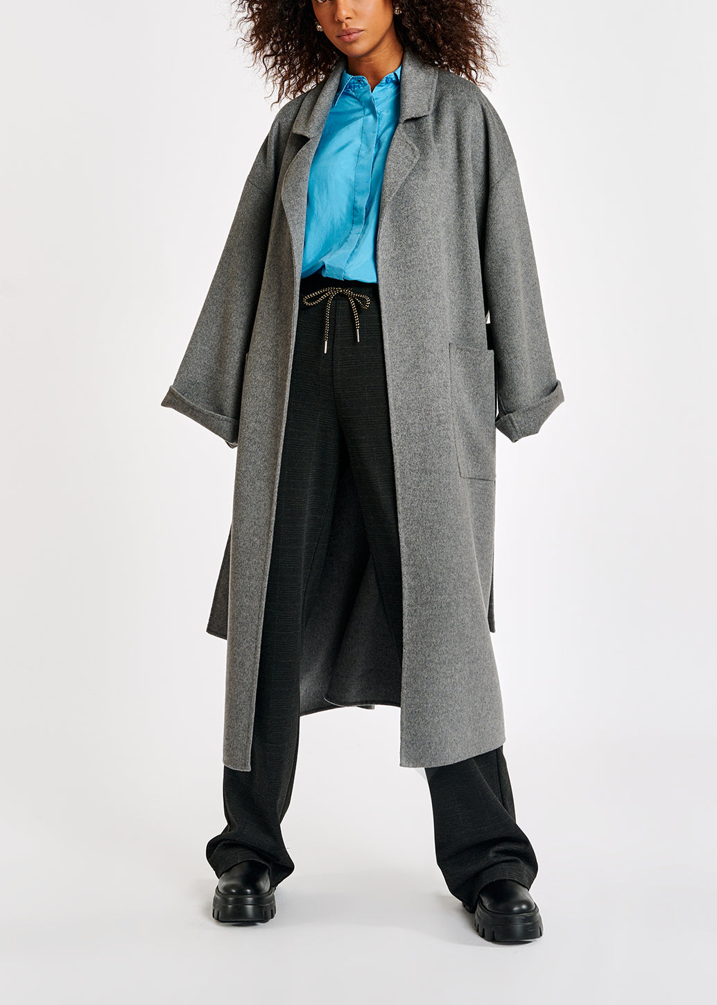 Grey check loose-fit straight-leg pants RE—SSENTIEL | Essentiel second hand