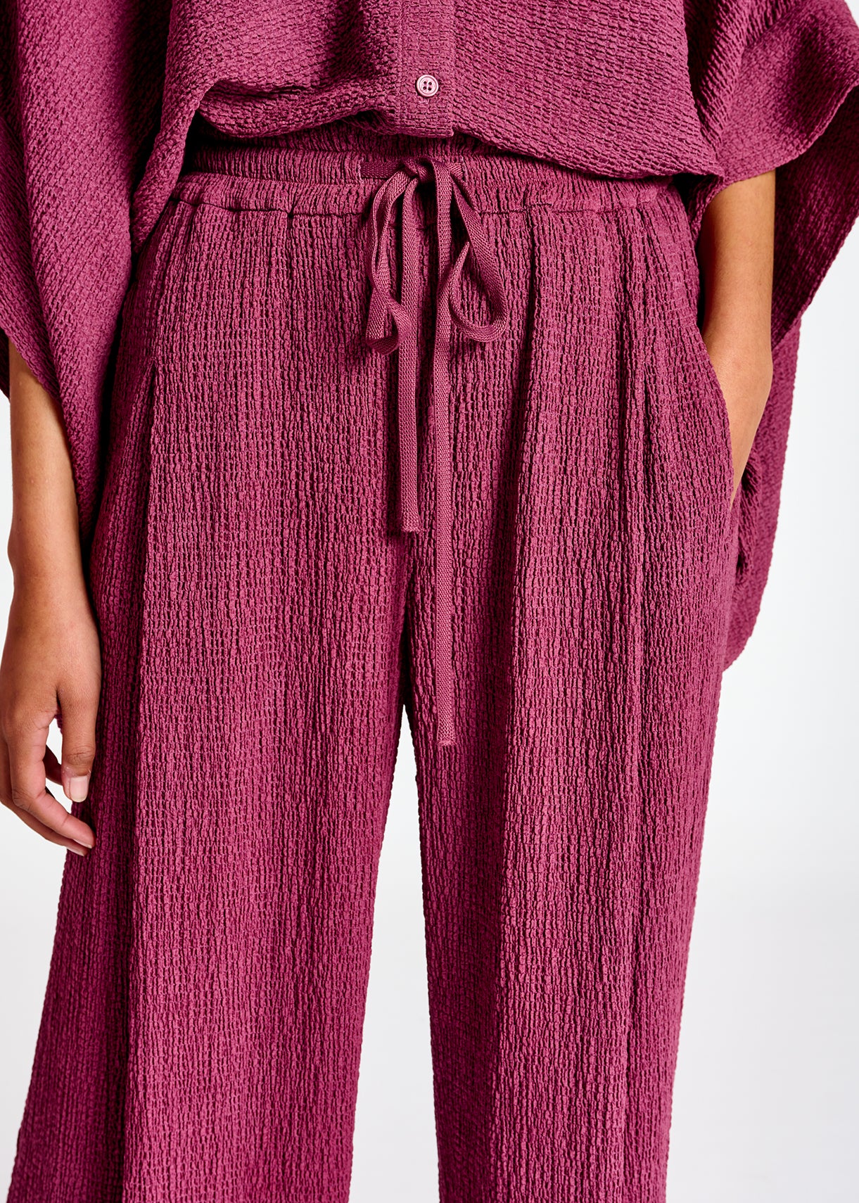 Purple wide-leg seersucker pants RE—SSENTIEL | Essentiel second hand