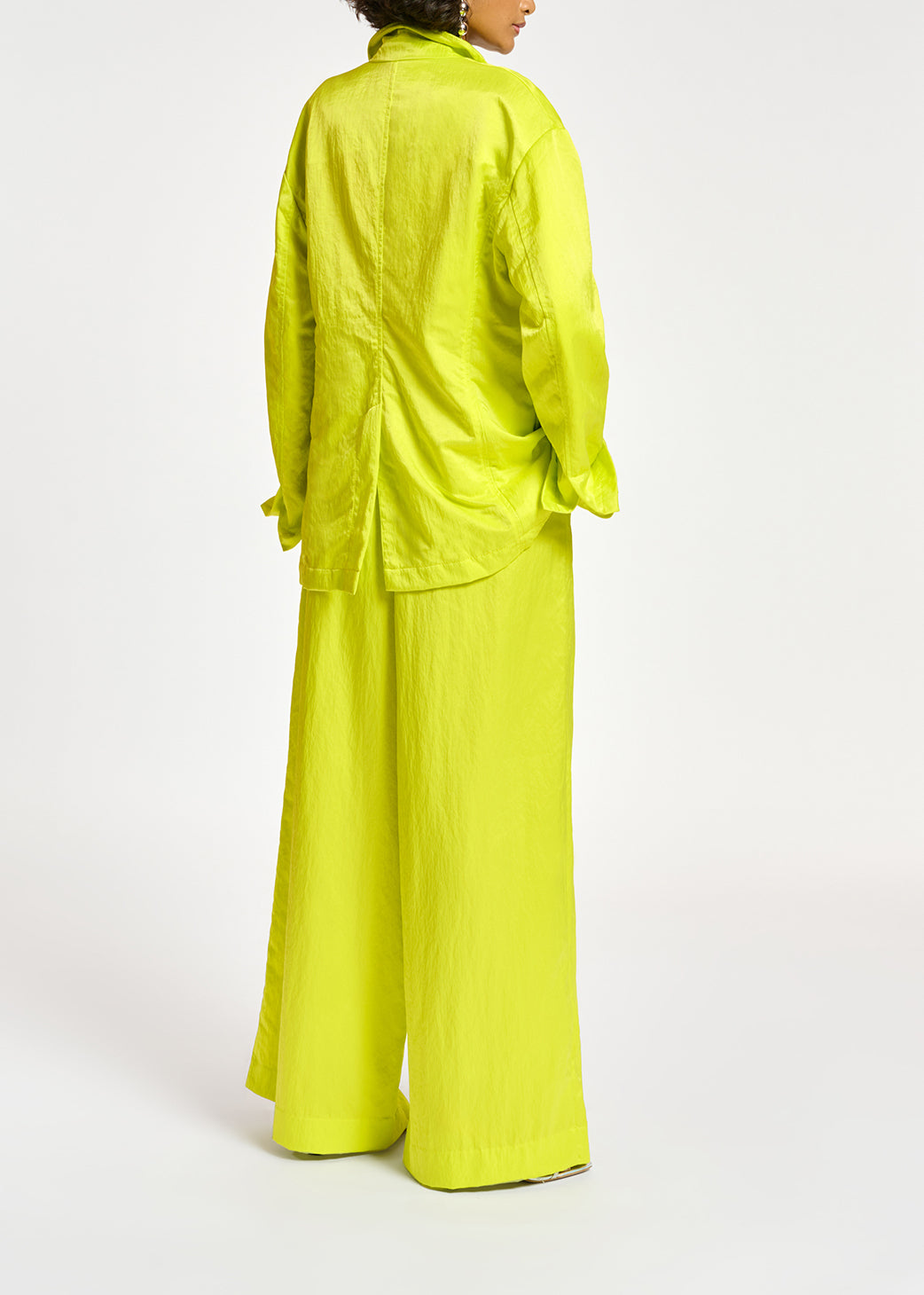 Blazer droit en satin vert citron RE—SSENTIEL | Essentiel second hand