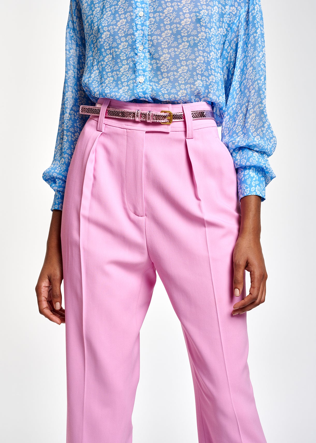 Pantalon fuselé rose à taille haute RE—SSENTIEL | Essentiel second hand