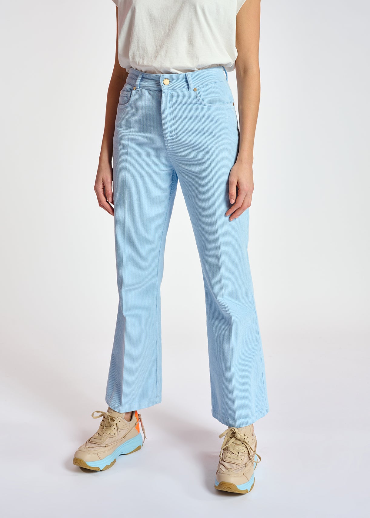 Light blue cotton-corduroy flared-fit pants RE—SSENTIEL | Essentiel second hand