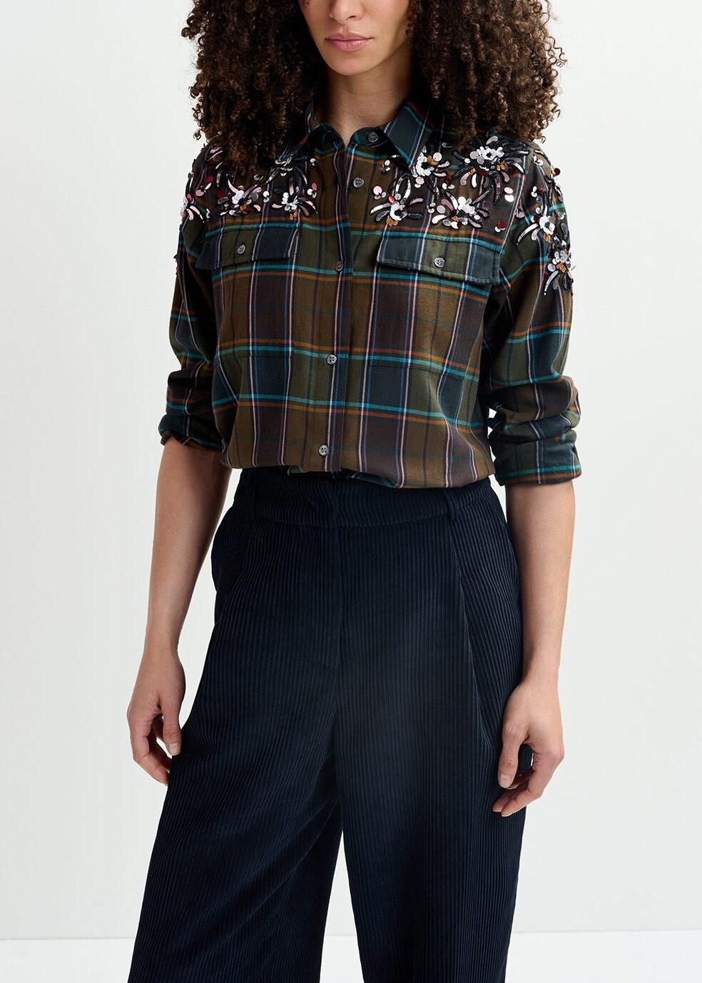 Chemise kaki à  carreaux et broderies RE—SSENTIEL | Essentiel second hand