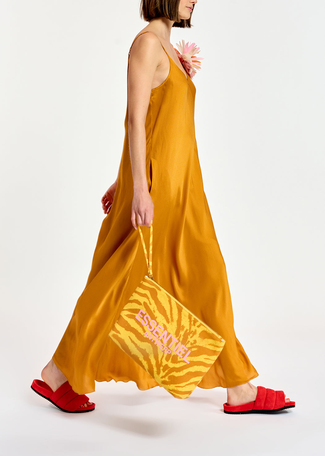 Ochre v-neck midi dress RE—SSENTIEL | Essentiel second hand