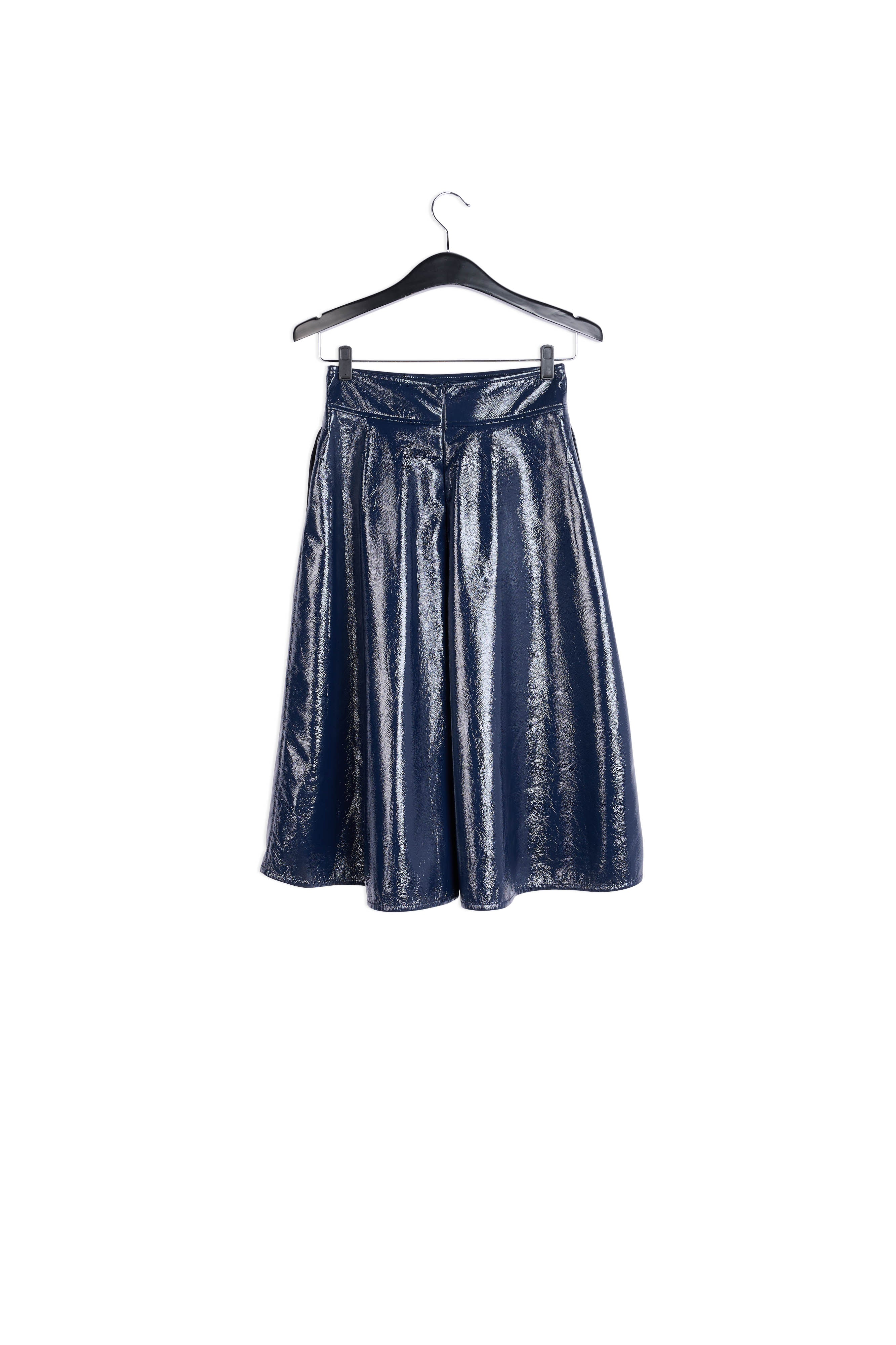 Jupe à ligne a en faux cuir bleu RE—SSENTIEL | Essentiel second hand