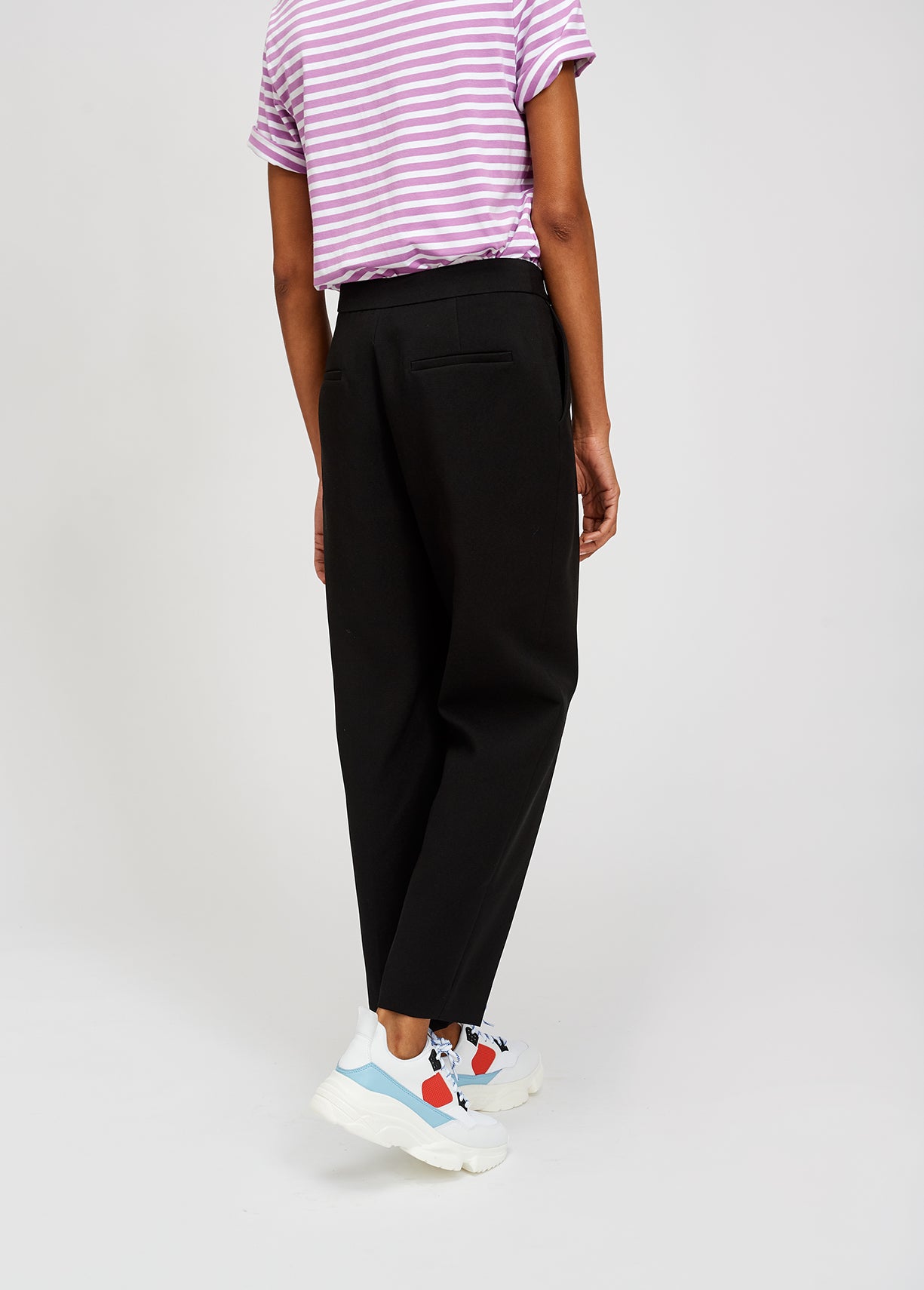 Black classic tailored trousers RE—SSENTIEL | Essentiel second hand