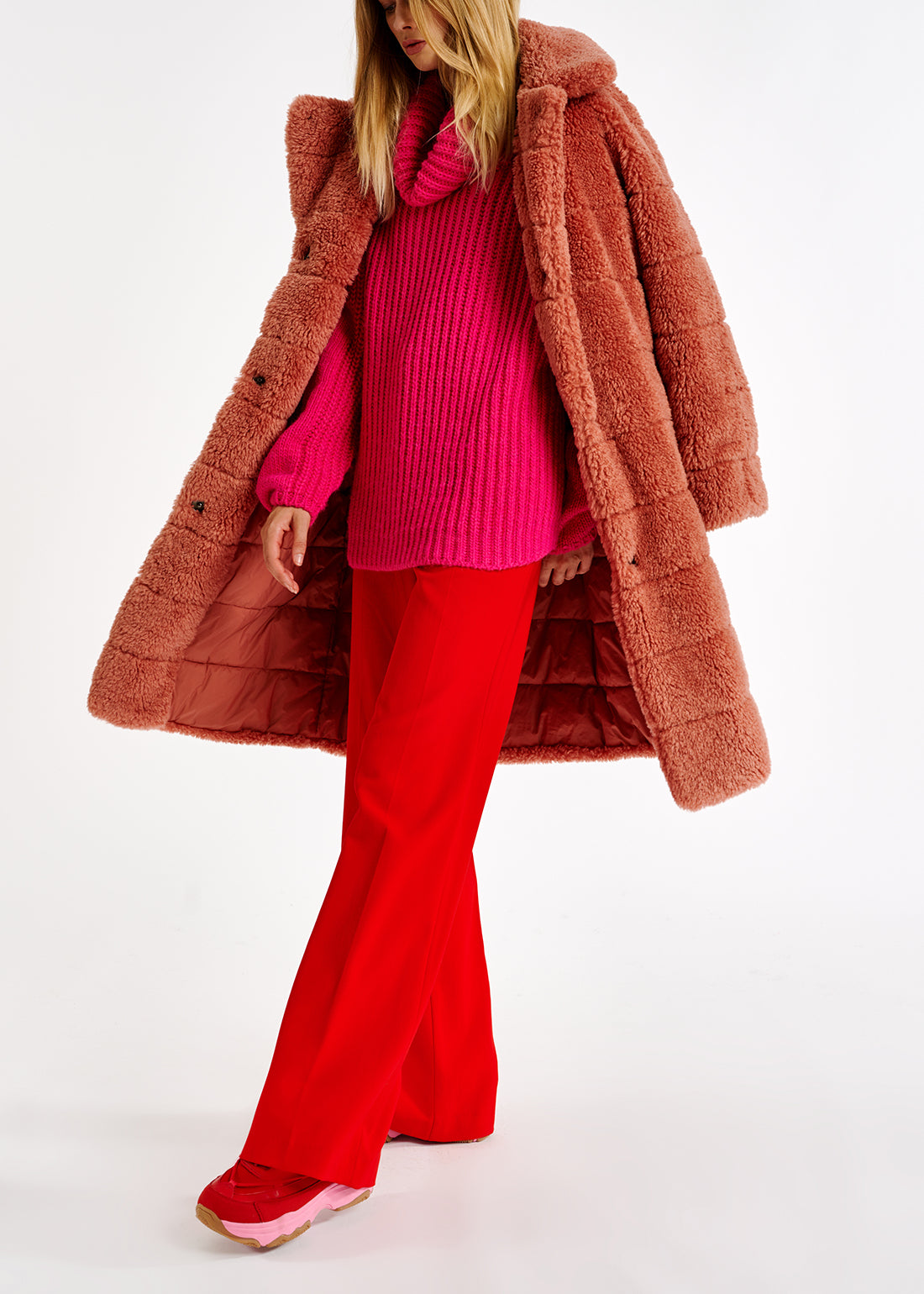 Pink faux fur puffer coat RE—SSENTIEL | Essentiel second hand
