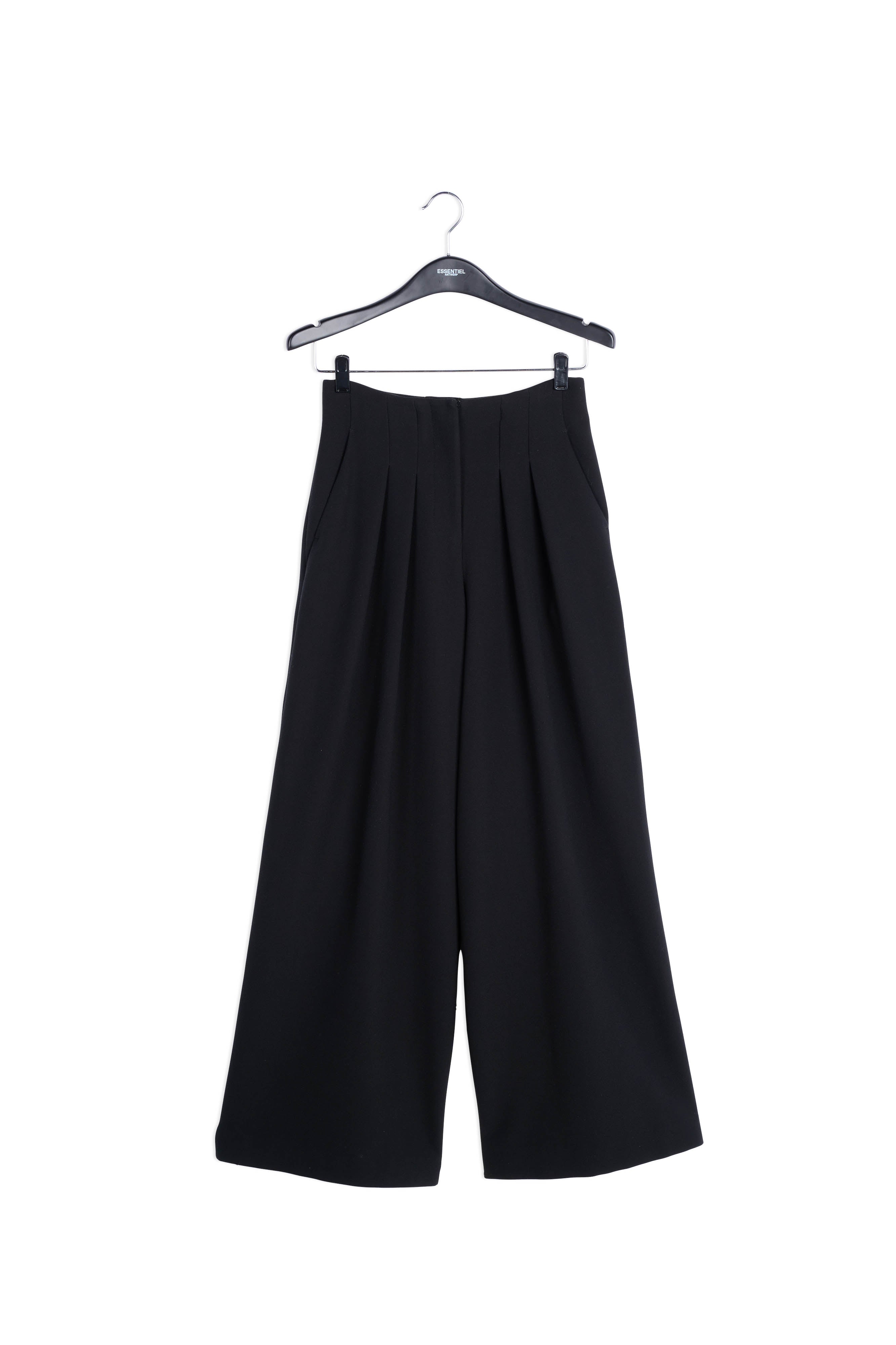Black pants RE—SSENTIEL | Essentiel second hand