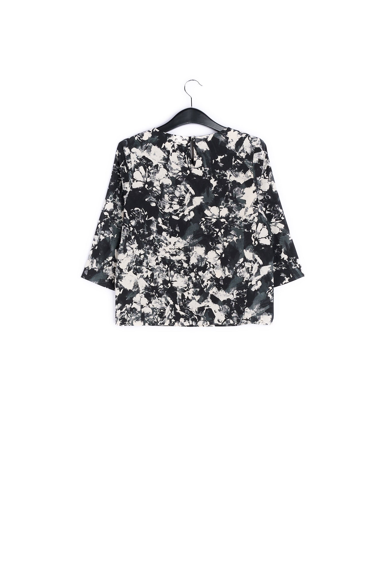 Black top printed RE—SSENTIEL | Essentiel second hand